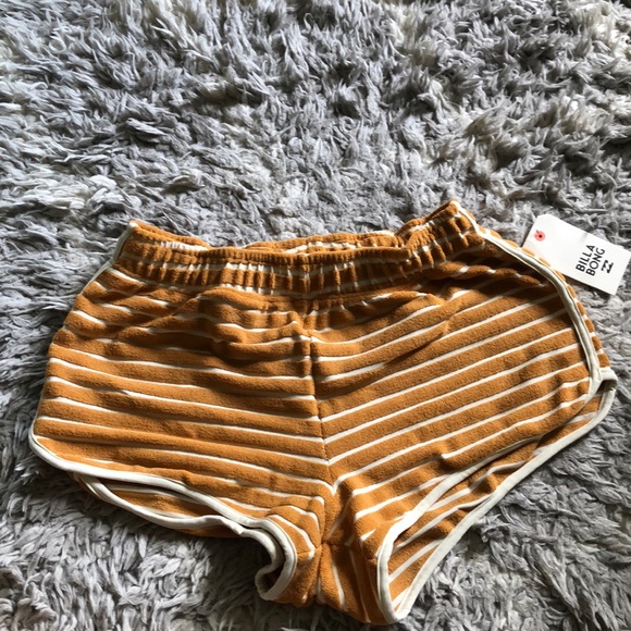 Urban Outfitters Pants - BRAND NEW billabong booty shorts Urban Outfitters Pants - BRAND NEW billabong booty shorts